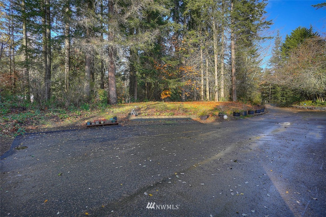 238 Southwest Oak Road Port Orchard, WA 98367 - Photo 34 of 36 Gallery Image 34