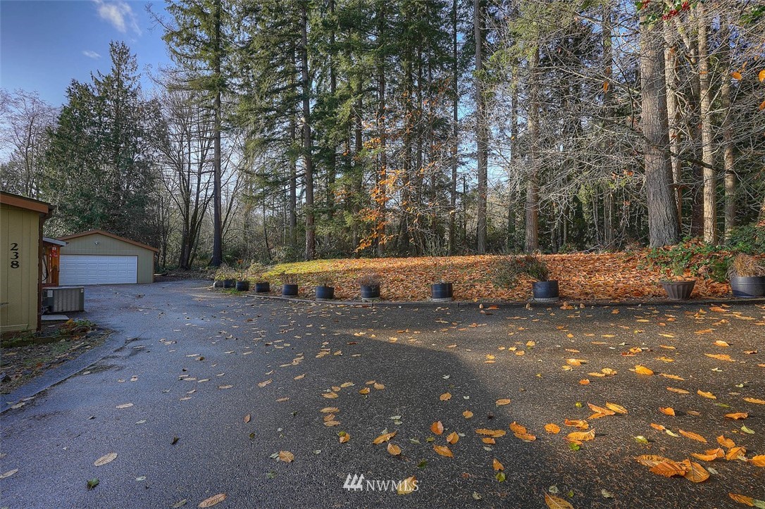 238 Southwest Oak Road Port Orchard, WA 98367 - Photo 35 of 36 Gallery Image 35