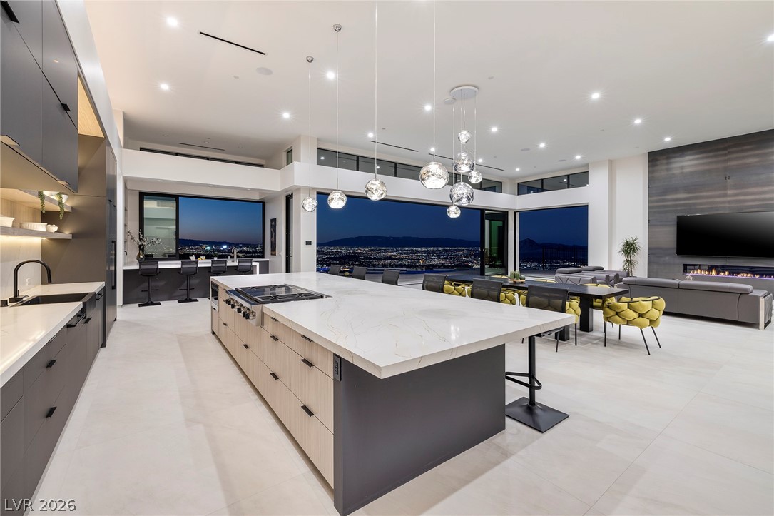 563 Grand Rim Drive Henderson, NV 89012 - Photo 13 of 67