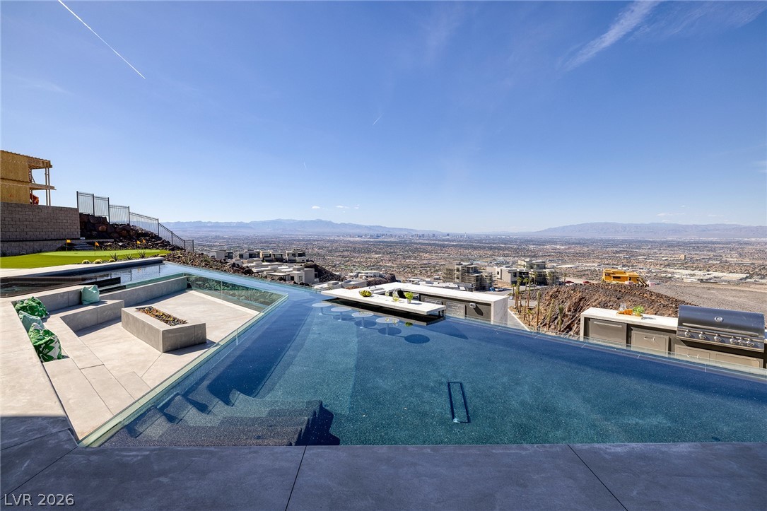 563 Grand Rim Drive Henderson, NV 89012 - Photo 6 of 67