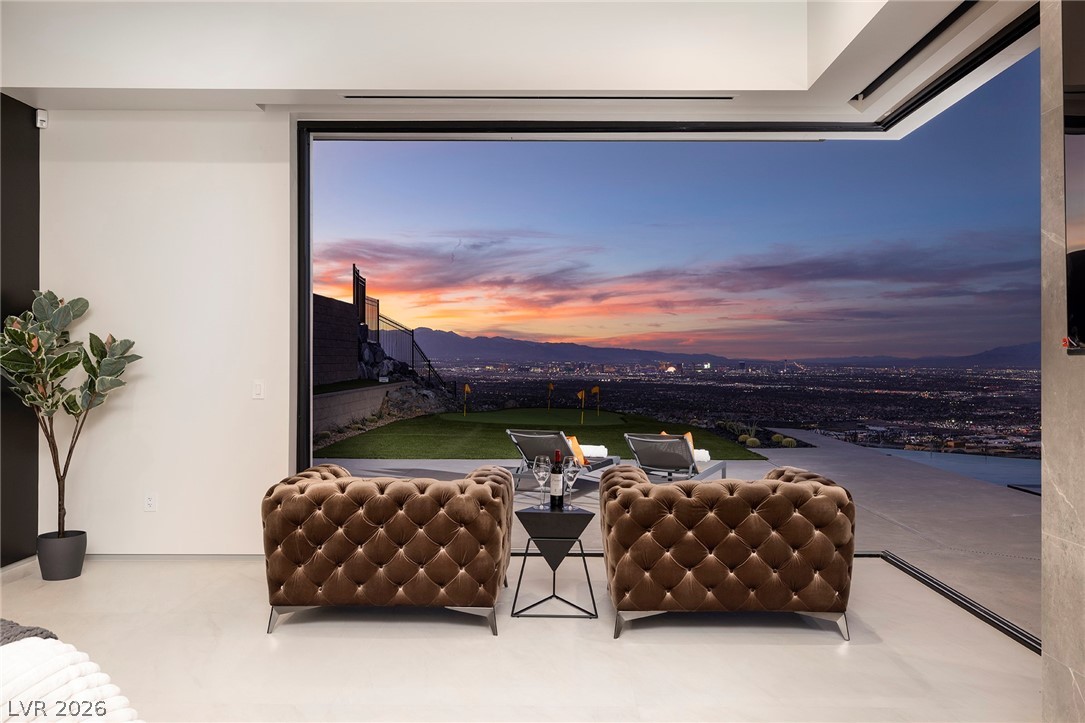 563 Grand Rim Drive Henderson, NV 89012 - Photo 10 of 67