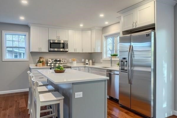 350 South Road, Unit 2 Bedford, MA 01730 - Photo 5 of 26