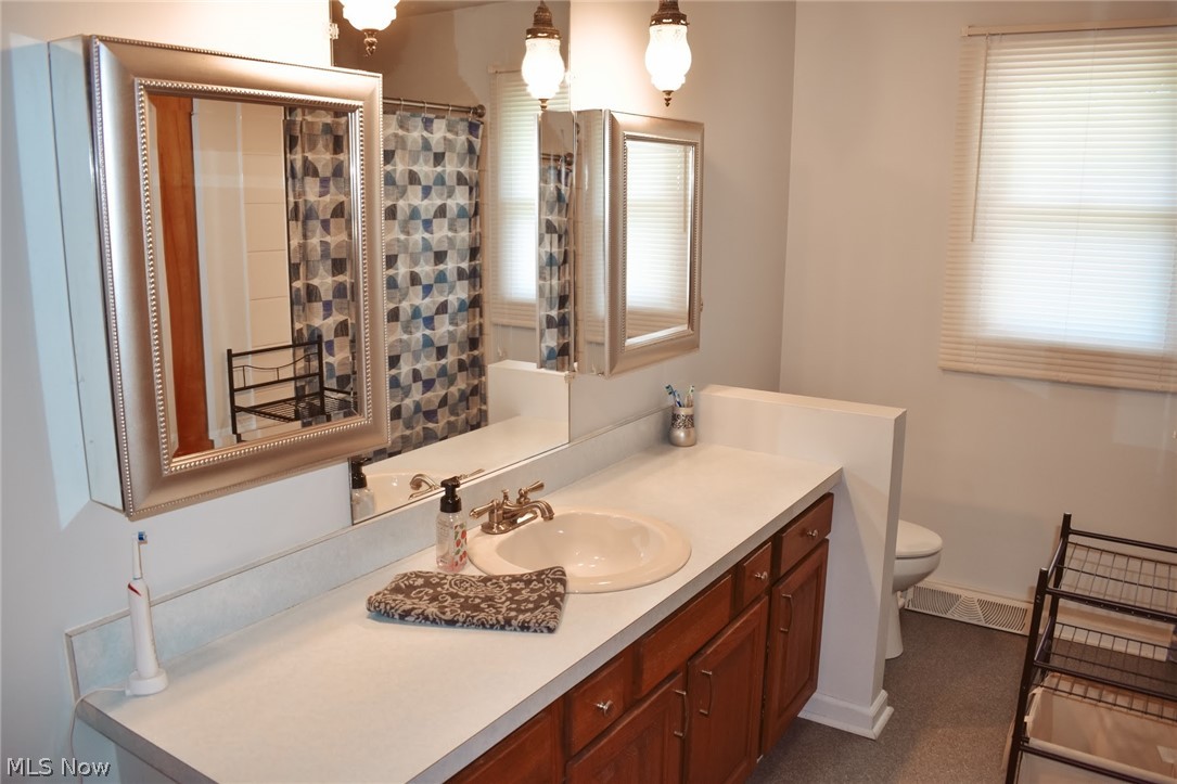 5530 Longbrook Road Lorain, OH 44053 - Photo 25 of 28 Gallery Image 25