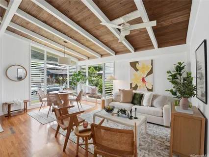 $1,049,000 | 2631 Namauu Drive, Honolulu, HI 96817