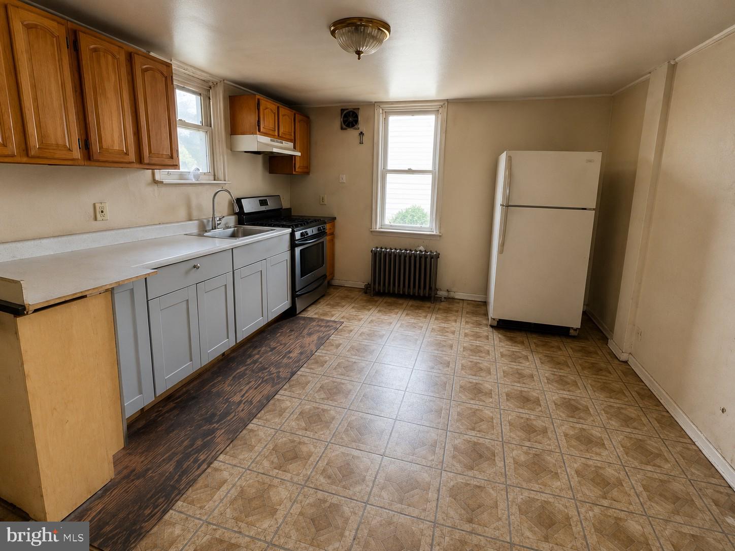 125 Tillman Street Lawnside, NJ 08045 - Photo 11 of 22