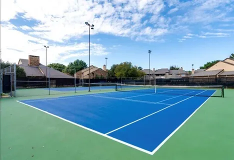 $144,900 | 1908 Cloisters Drive, Unit 522, Arlington, TX 76011