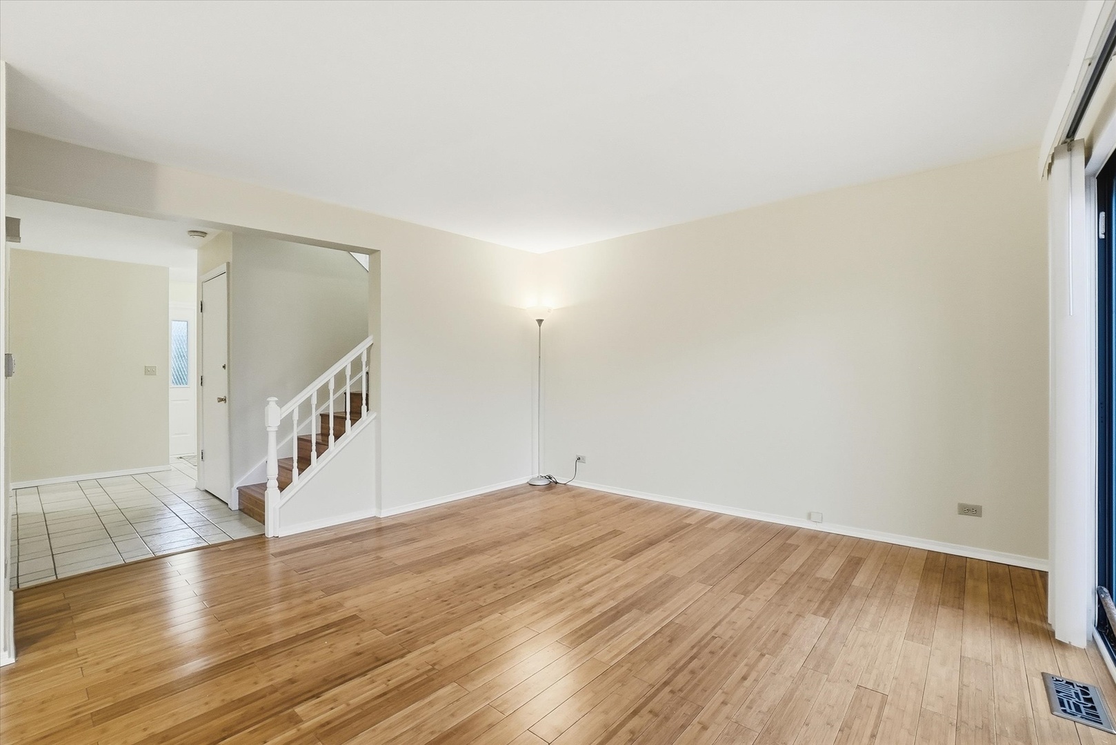 413 Buffalo Trail Wheeling, IL 60090 - Photo 11 of 30