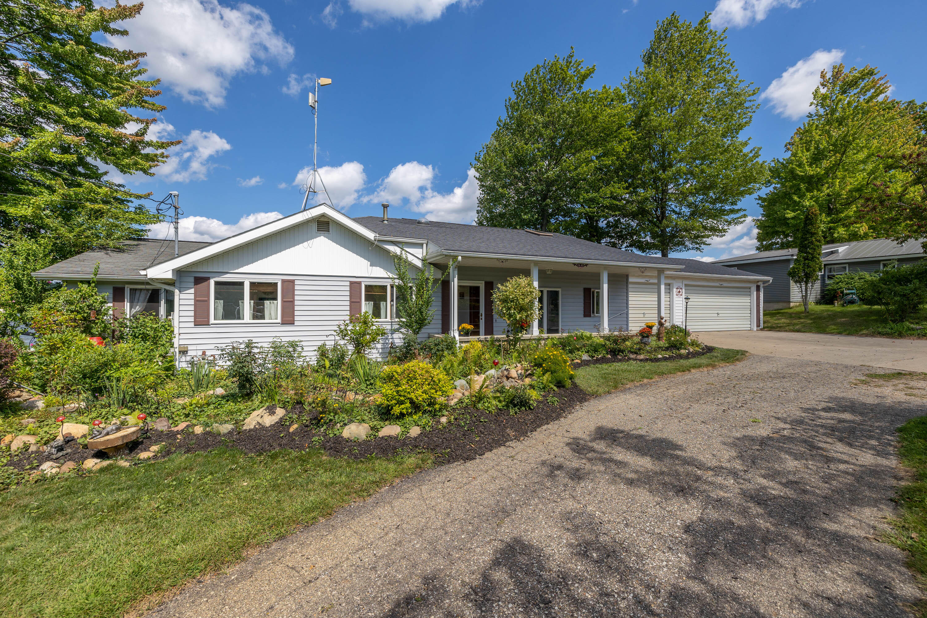 5784-5783 Cutler Road Lakeview, MI 48850 - Photo 5 of 29 5L7A2610