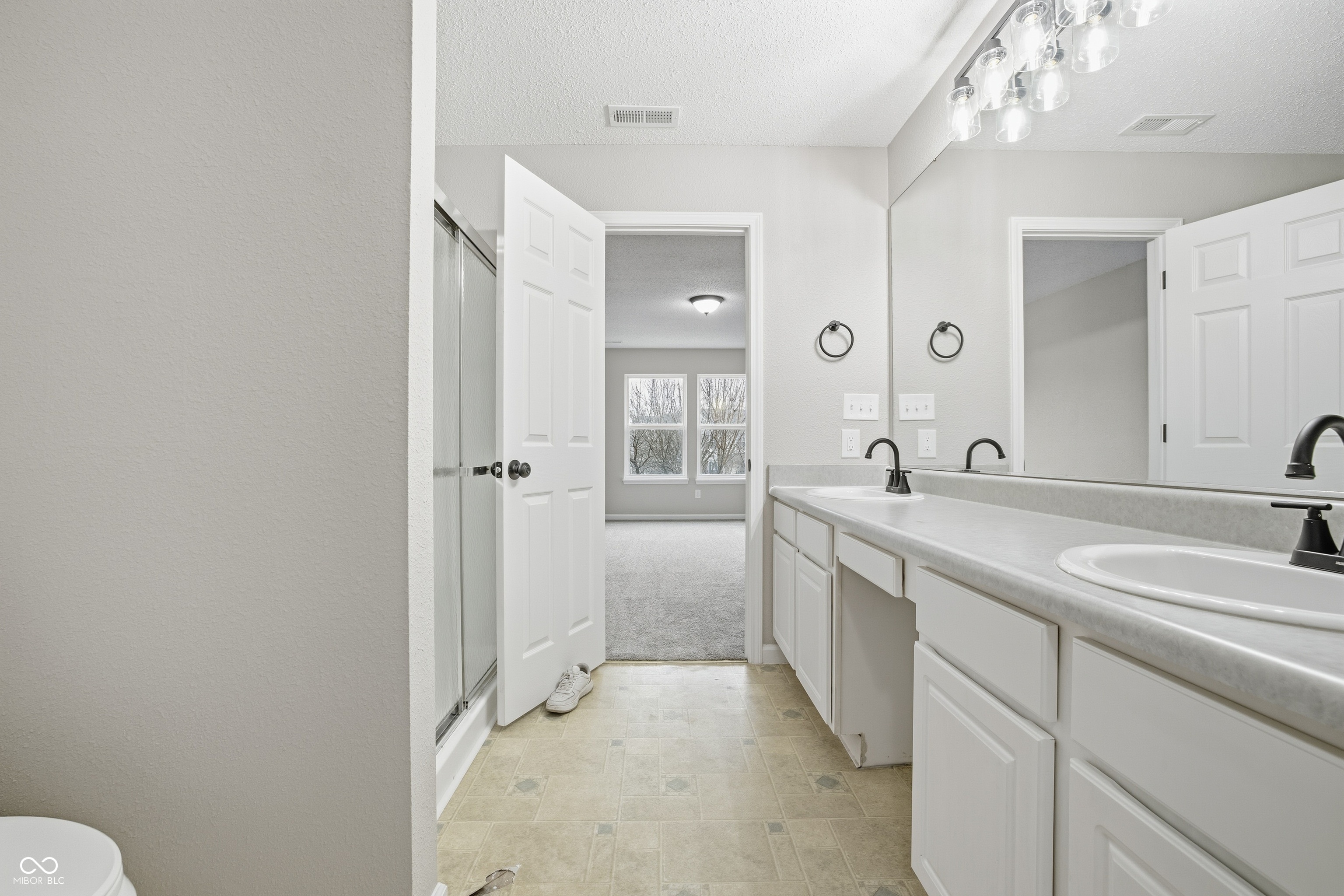 5732 High Timber Lane Indianapolis, IN 46235 - Photo 22 of 36