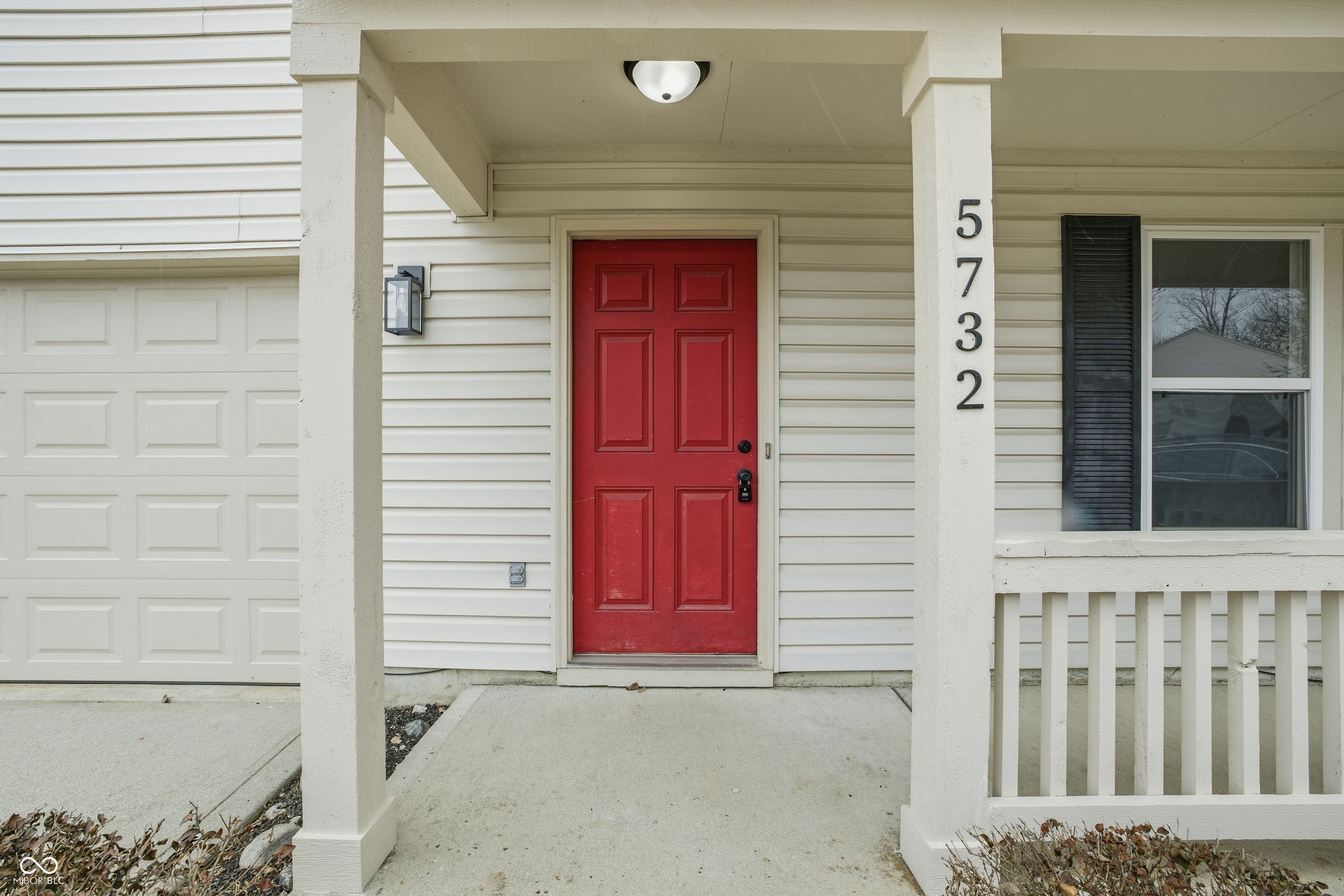 5732 High Timber Lane Indianapolis, IN 46235 - Photo 4 of 36