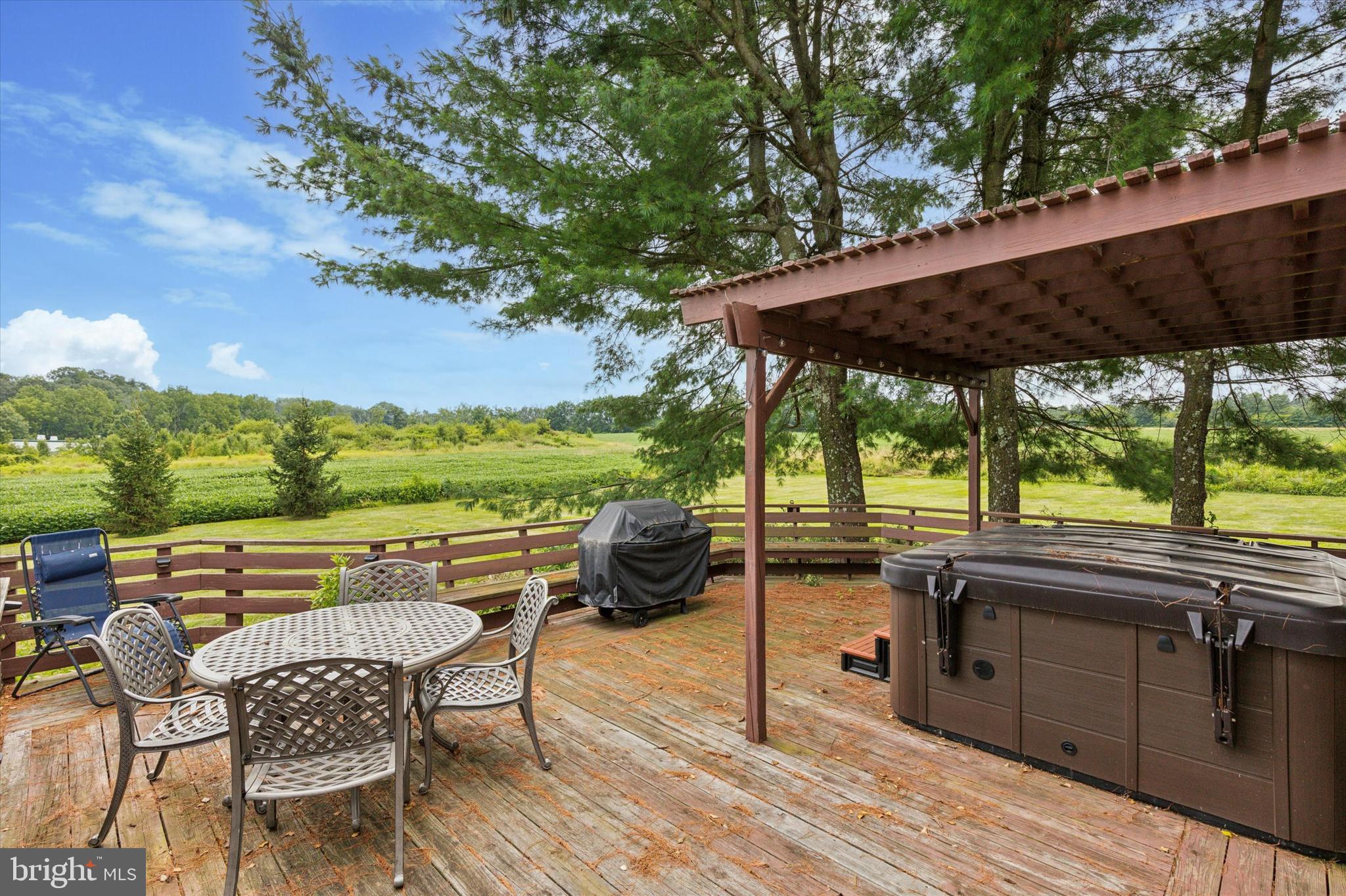 423 Deep Run Road Perkasie, PA 18944 - Photo 19 of 25 a view of chairs and table in patio with yard