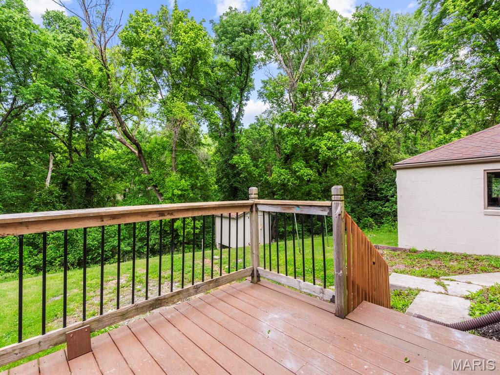 9915 N Road Fairview Heights, IL 62208 - Photo 32 of 44