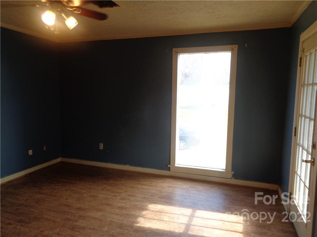 50 Fairview Road Marion, NC 28752 - Photo 10 of 28 a view of room with window