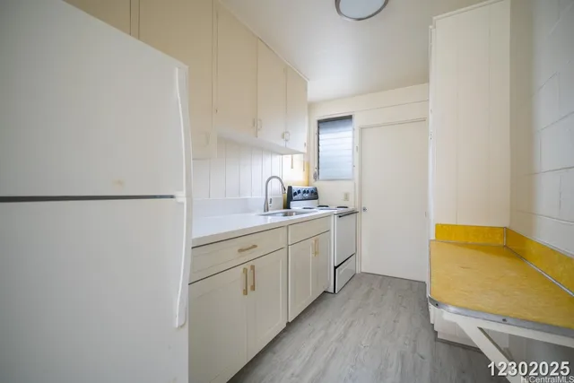 $1,900 | 98-094 Kanuku Place, Unit A, Aiea, HI 96701