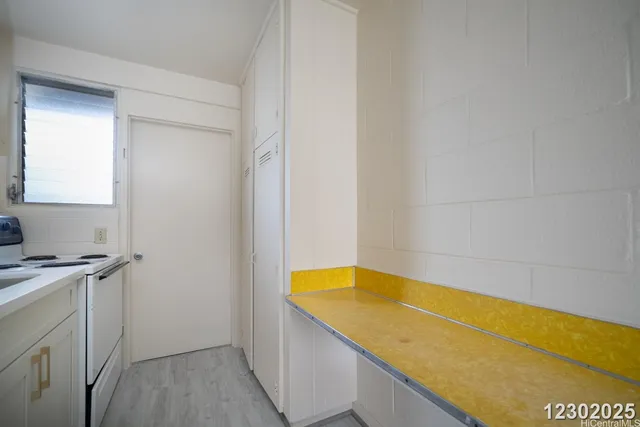 $1,900 | 98-094 Kanuku Place, Unit A, Aiea, HI 96701