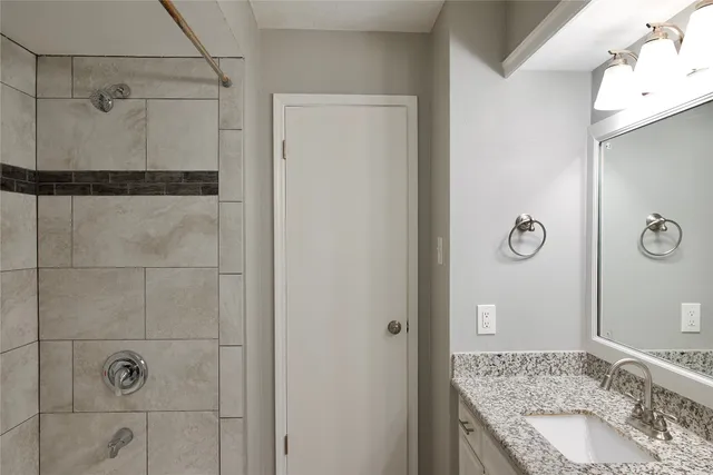 $2,550 | 723 Leaflet Lane, Spring, TX 77388