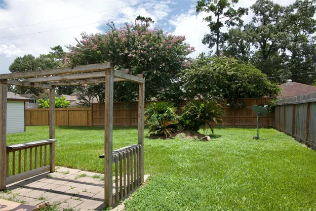 $2,550 | 723 Leaflet Lane, Spring, TX 77388