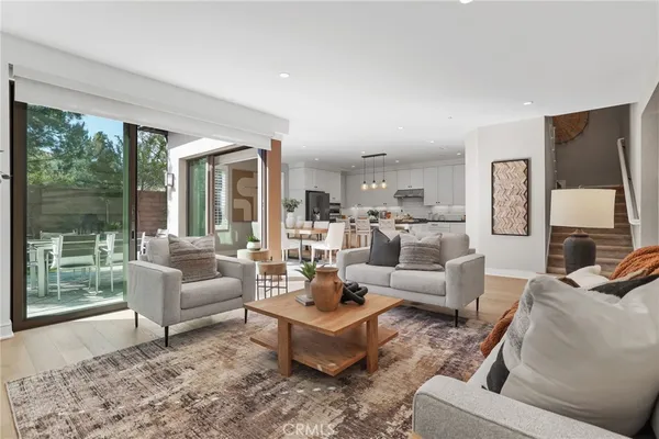 $2,398,000 | 170 Villa Ridge, Irvine, CA 92602