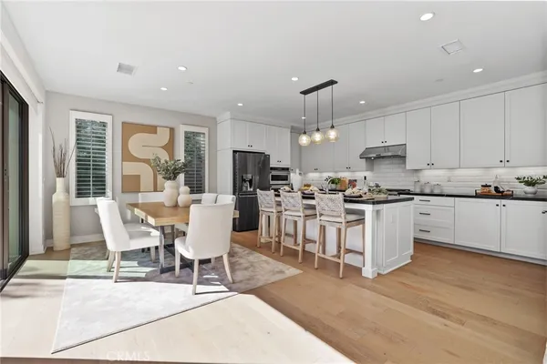 $2,398,000 | 170 Villa Ridge, Irvine, CA 92602