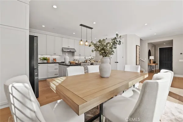 $2,398,000 | 170 Villa Ridge, Irvine, CA 92602