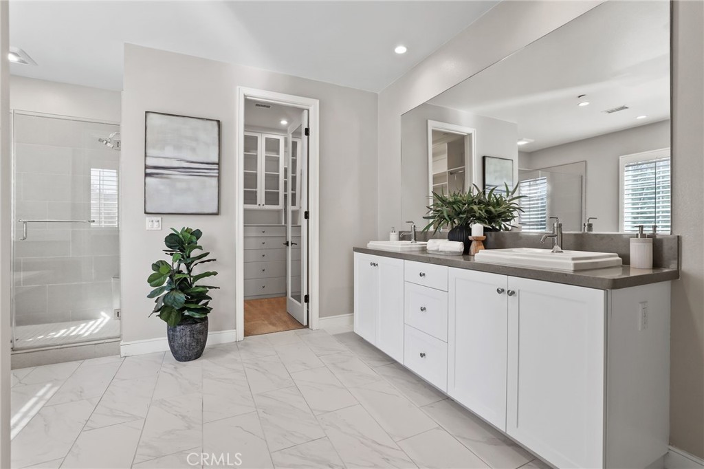 170 Villa Ridge Irvine, CA 92602 - Photo 27 of 48