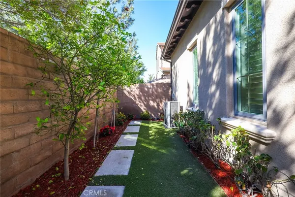 $2,398,000 | 170 Villa Ridge, Irvine, CA 92602