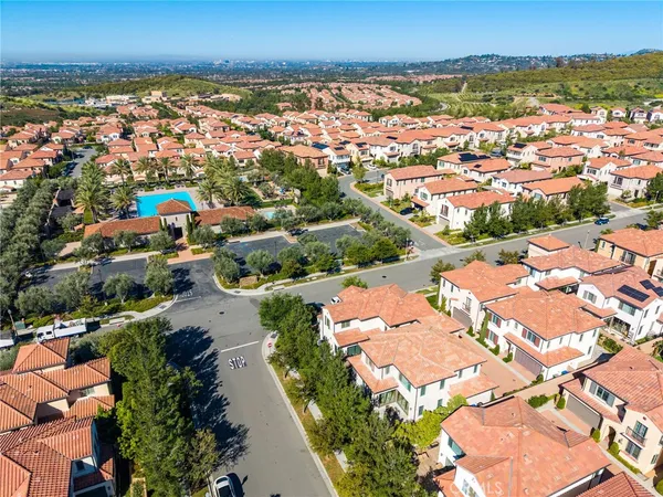 $2,398,000 | 170 Villa Ridge, Irvine, CA 92602