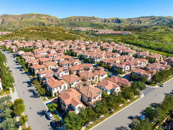 $2,398,000 | 170 Villa Ridge, Irvine, CA 92602