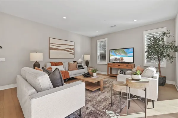 $2,398,000 | 170 Villa Ridge, Irvine, CA 92602