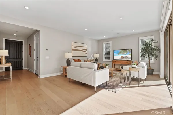 $2,398,000 | 170 Villa Ridge, Irvine, CA 92602