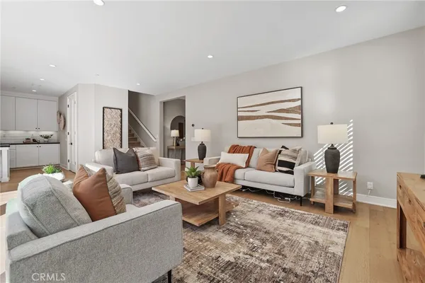 $2,398,000 | 170 Villa Ridge, Irvine, CA 92602