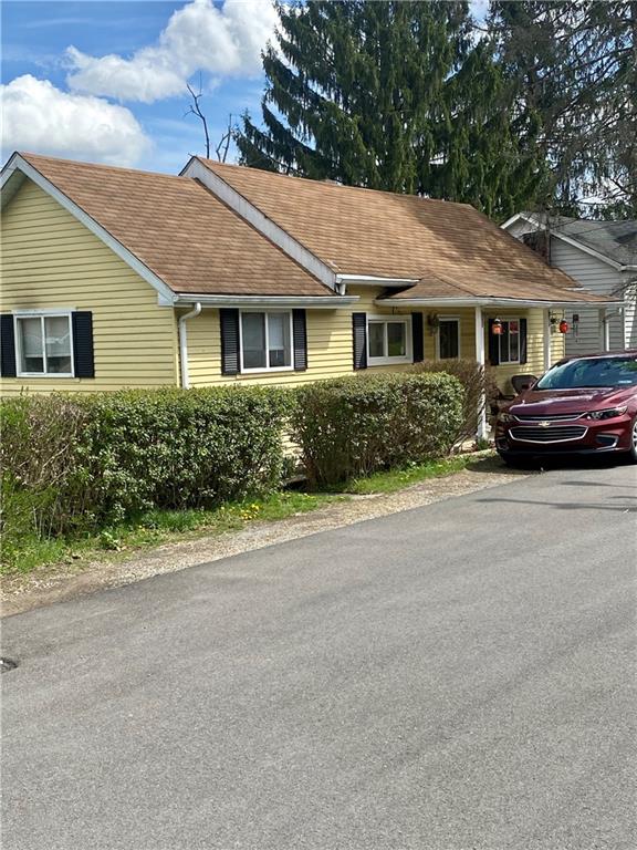 109 Park Road Midway, PA 15060 - Photo 2 of 15 Gallery Image 2