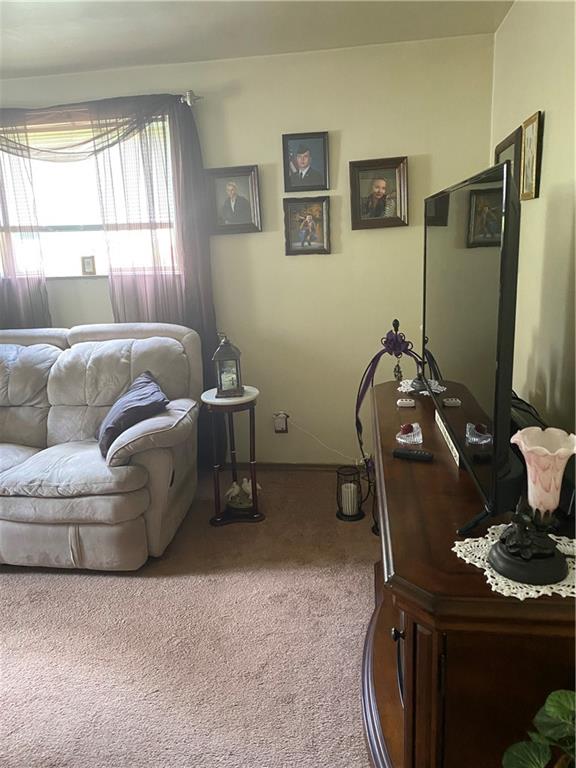 109 Park Road Midway, PA 15060 - Photo 8 of 15 Gallery Image 8