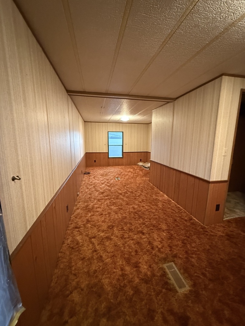 602 Tanglewood Road Matteson, IL 60443 - Photo 11 of 26 a view of an empty room