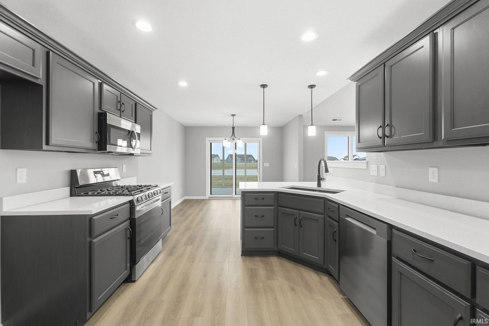 1009 Zenos Boulevard Fort Wayne, IN 46818 - Photo 17 of 36