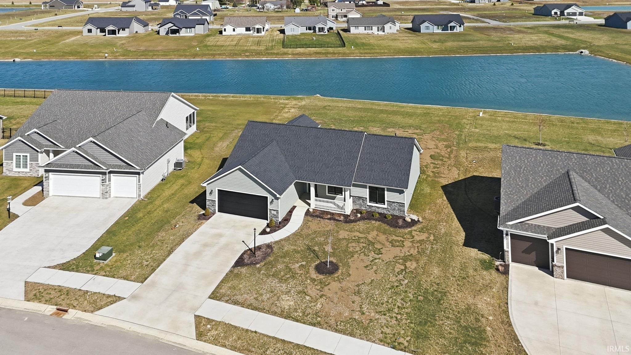 1009 Zenos Boulevard Fort Wayne, IN 46818 - Photo 2 of 35