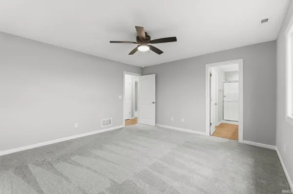 $379,900 | 1009 Zenos Boulevard, Fort Wayne, IN 46818