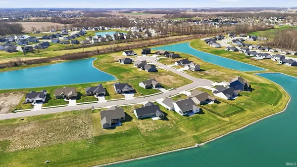 $379,900 | 1009 Zenos Boulevard, Fort Wayne, IN 46818