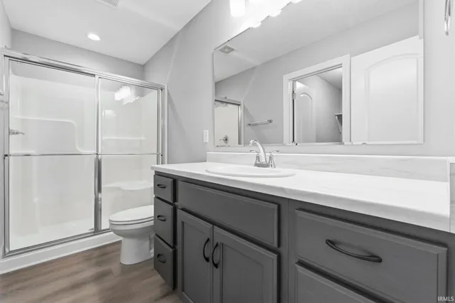 $379,900 | 1009 Zenos Boulevard, Fort Wayne, IN 46818