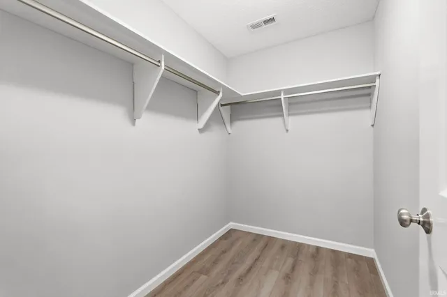 $379,900 | 1009 Zenos Boulevard, Fort Wayne, IN 46818