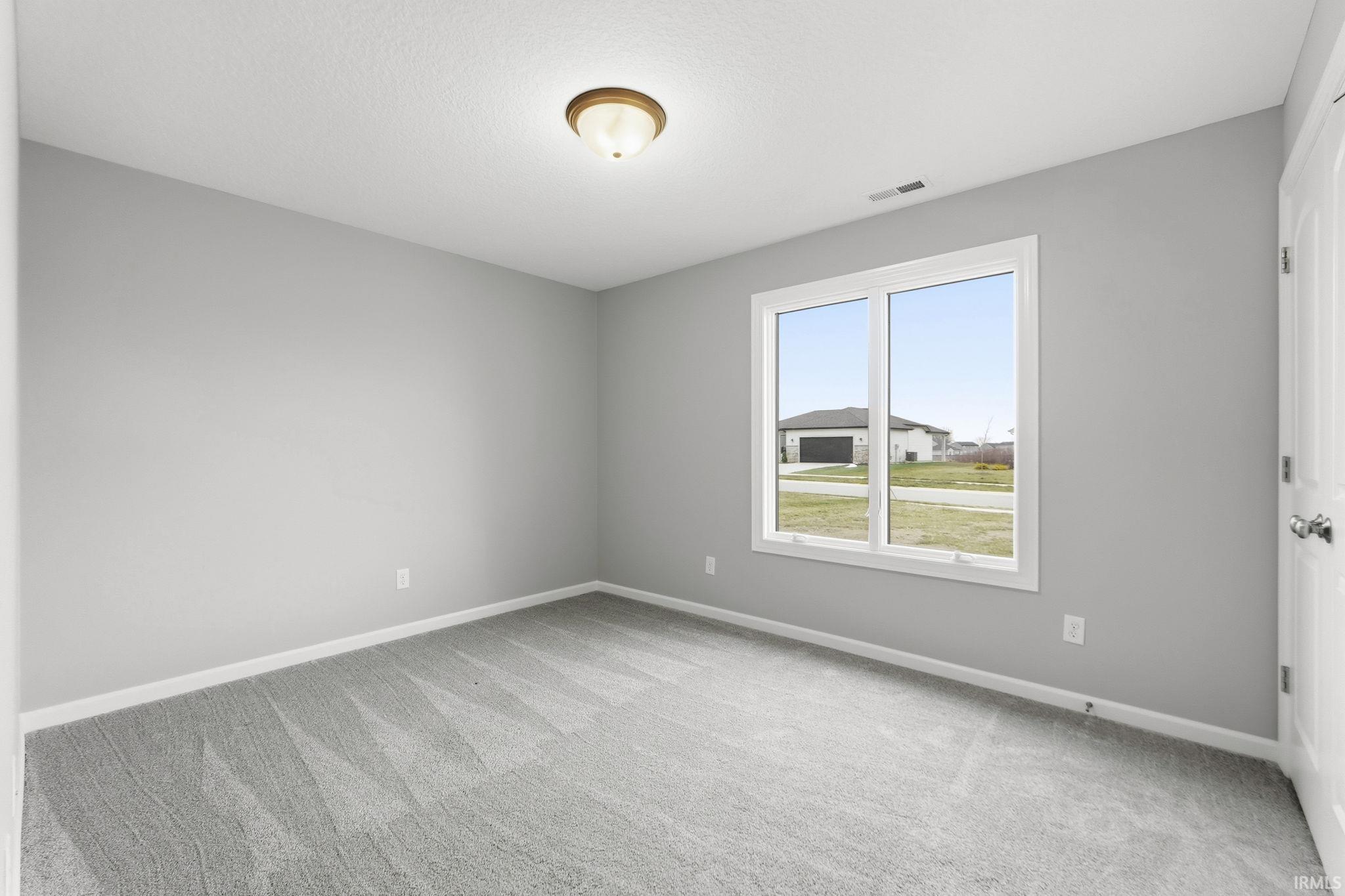 1009 Zenos Boulevard Fort Wayne, IN 46818 - Photo 33 of 35