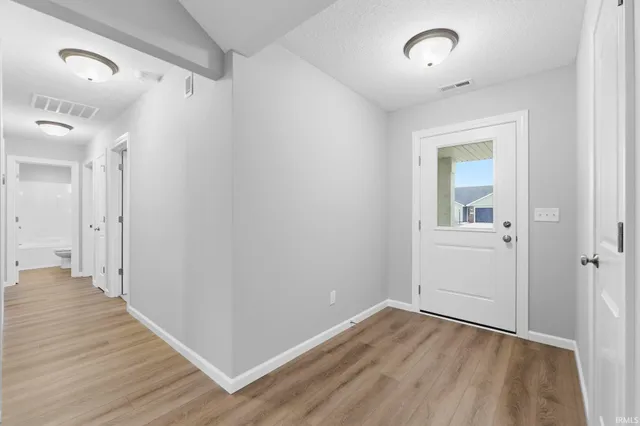 $379,900 | 1009 Zenos Boulevard, Fort Wayne, IN 46818