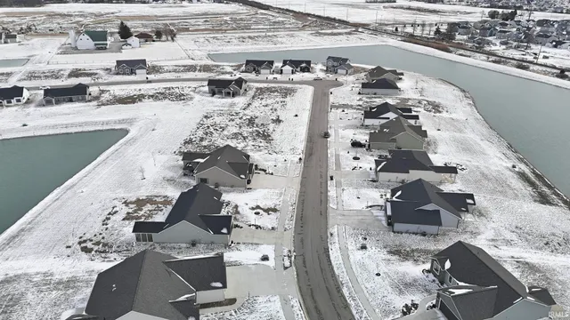 $379,900 | 1009 Zenos Boulevard, Fort Wayne, IN 46818