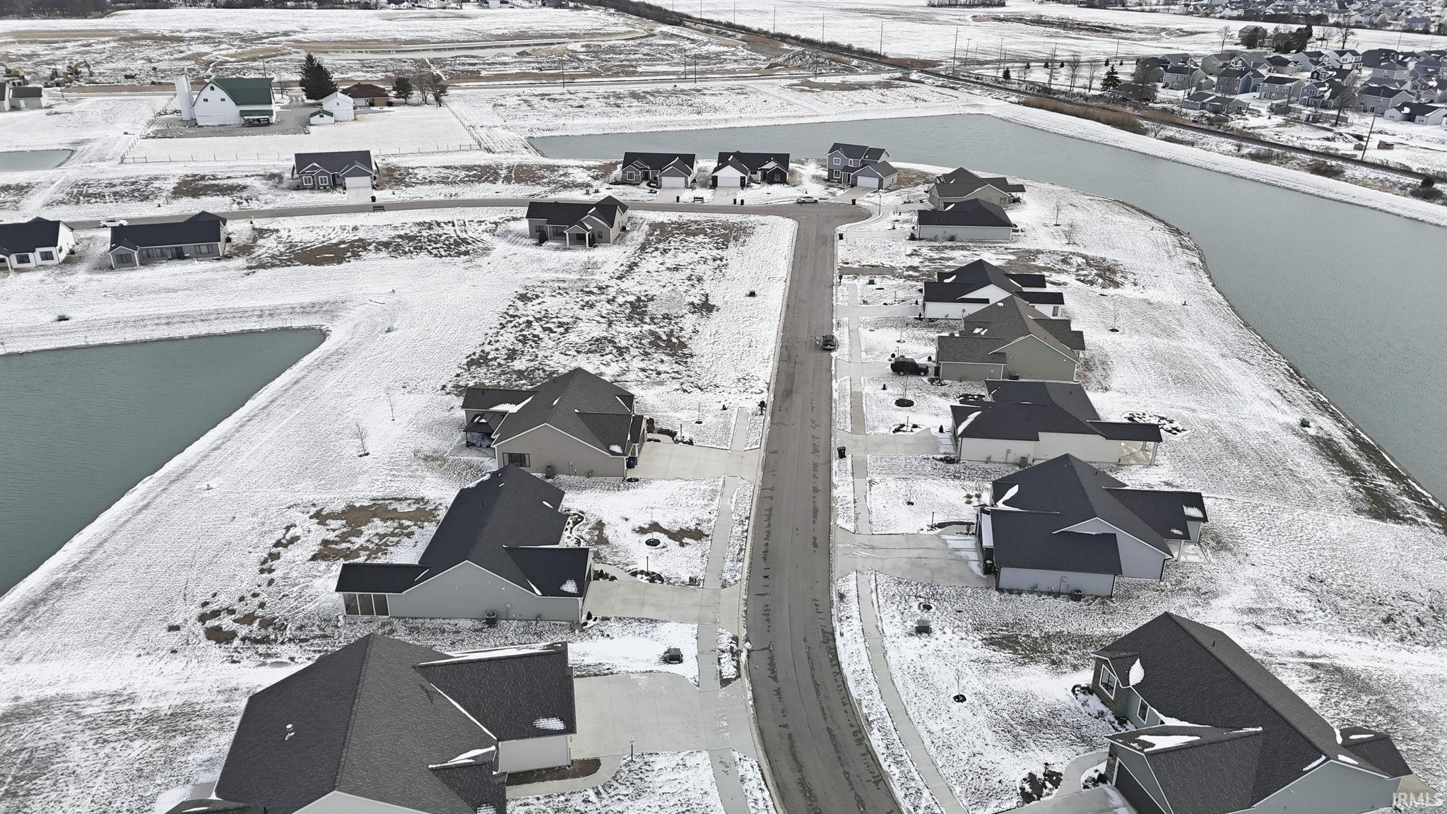 1009 Zenos Boulevard Fort Wayne, IN 46818 - Photo 5 of 36