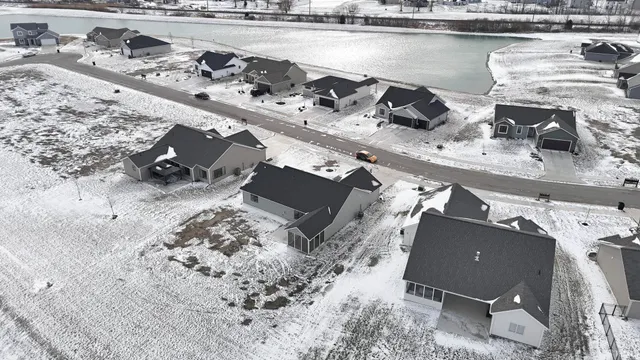 $379,900 | 1009 Zenos Boulevard, Fort Wayne, IN 46818