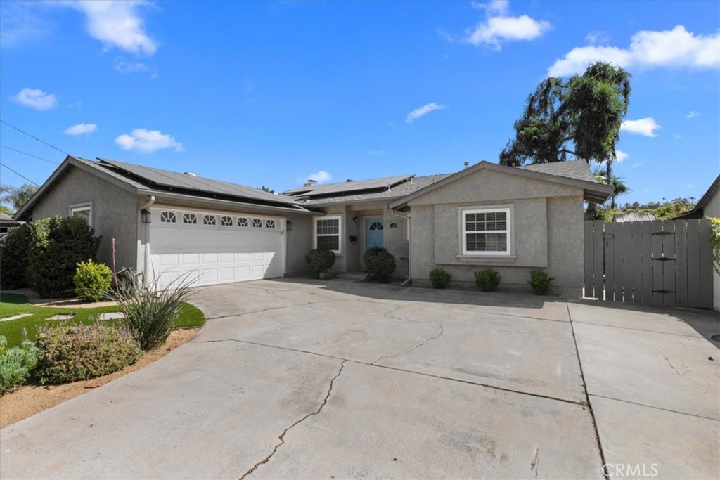 14125 Halper Road Poway, CA 92064 - Photo 6 of 36