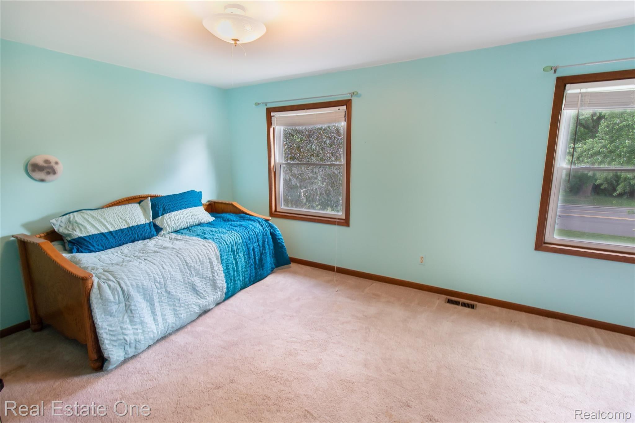 8380 Holcomb Road Clarkston, MI 48348 - Photo 23 of 29 BedB_1.jpg