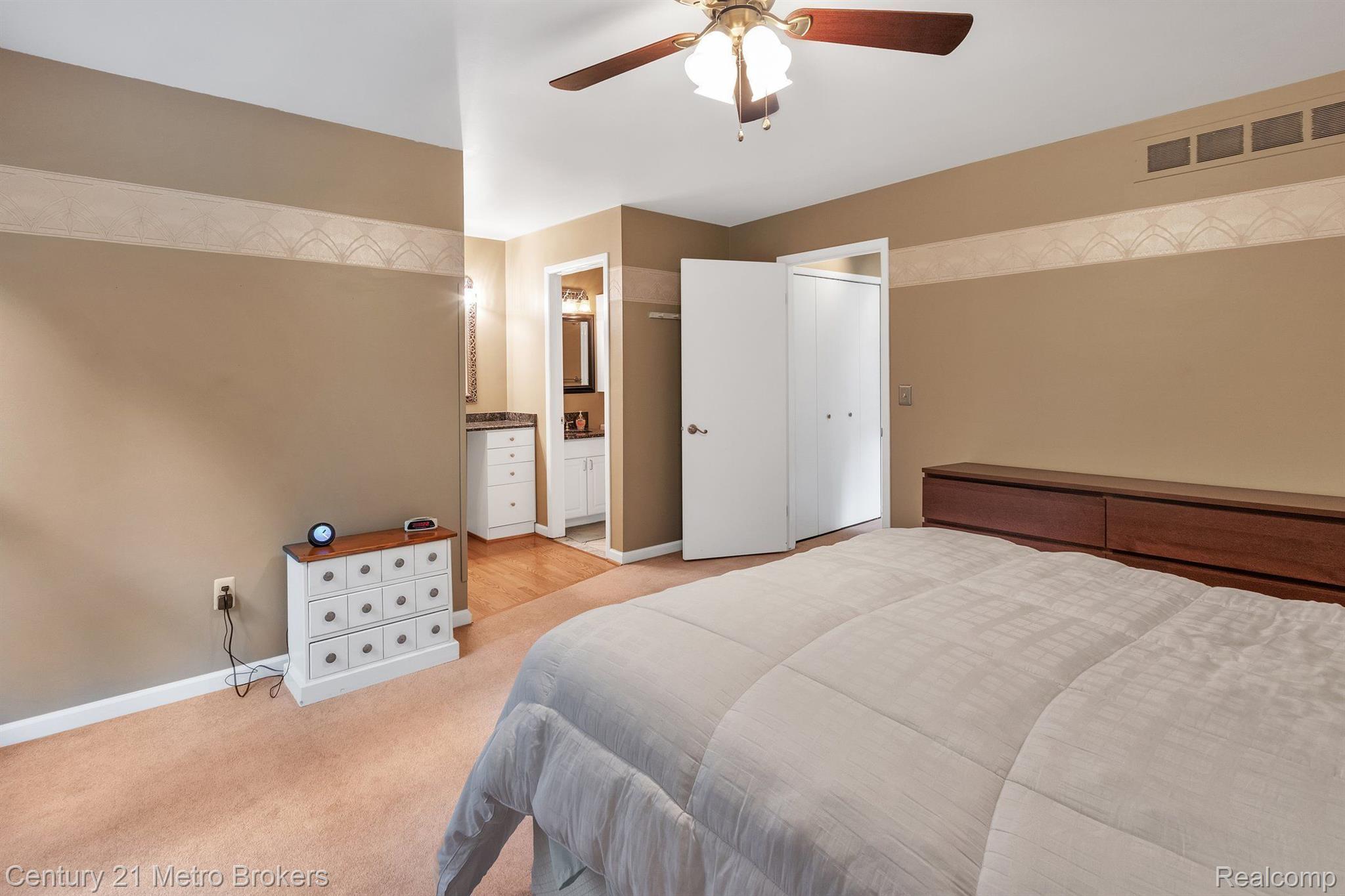 1548 Hidden Valley Lane Rochester, MI 48306 - Photo 14 of 30 Gallery Image 14
