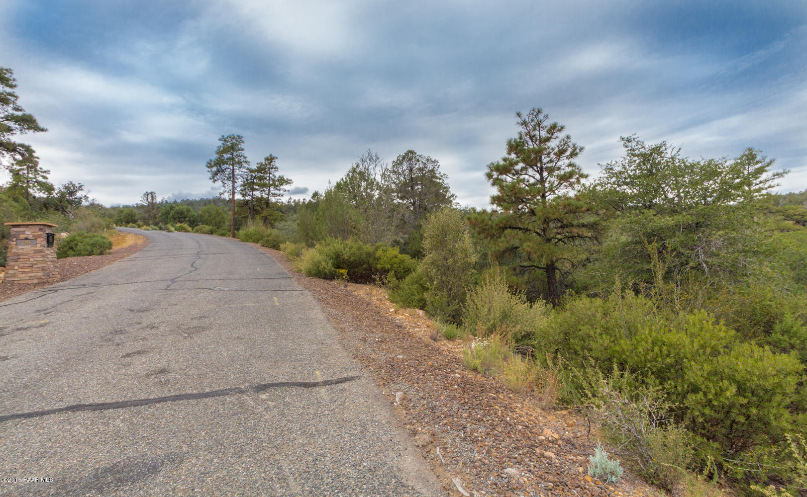 2197 Forest Mountain Road Prescott, AZ 86303 - Photo 8 of 17 008_Street View Looking West