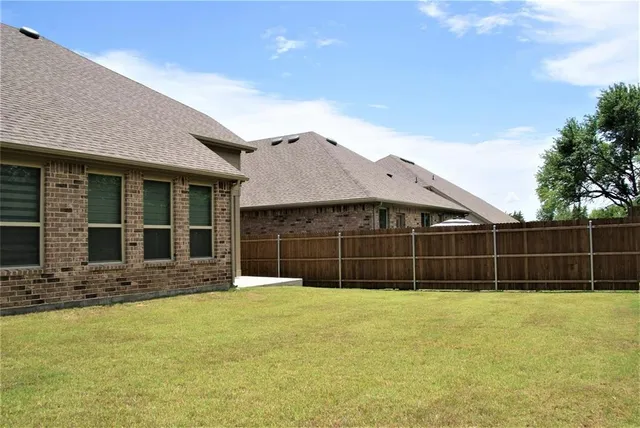 $2,550 | 2105 Laurel Street, Melissa, TX 75454